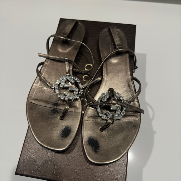 Gucci metallic and crystal monogram embellished sandals with box and dustbag - Picture 2 of 9